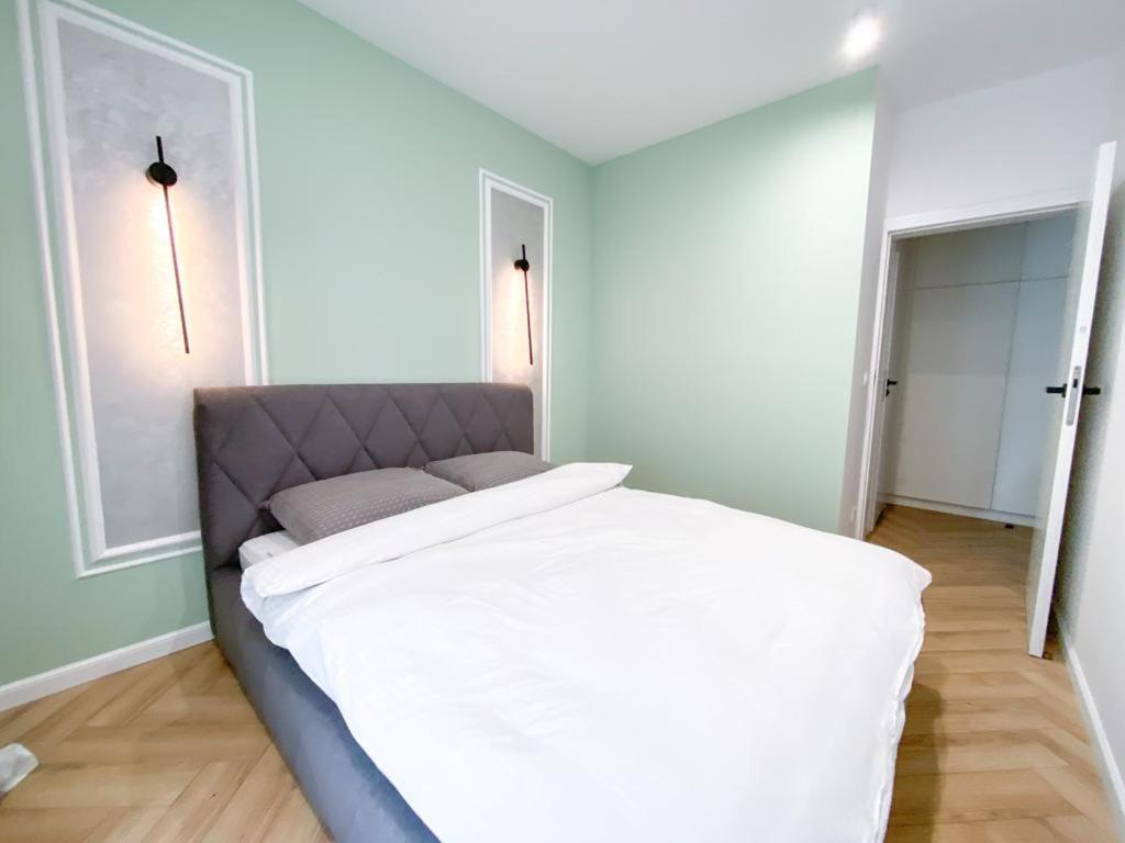 Apartament Family Zwierzyniecka Poznań Exteriör bild